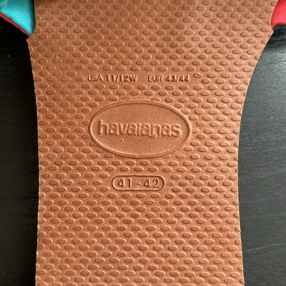 Havaianas Flip Flops - Picture 3 of 3